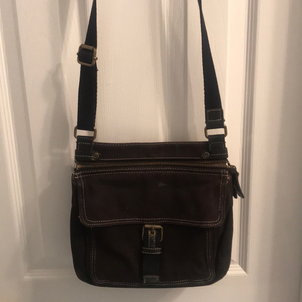 Fossil purse